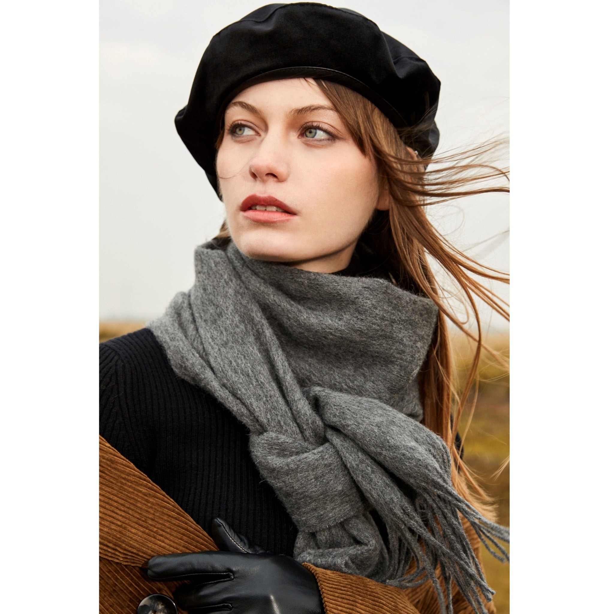 The Classic Wool Scarf -Light Charcoal