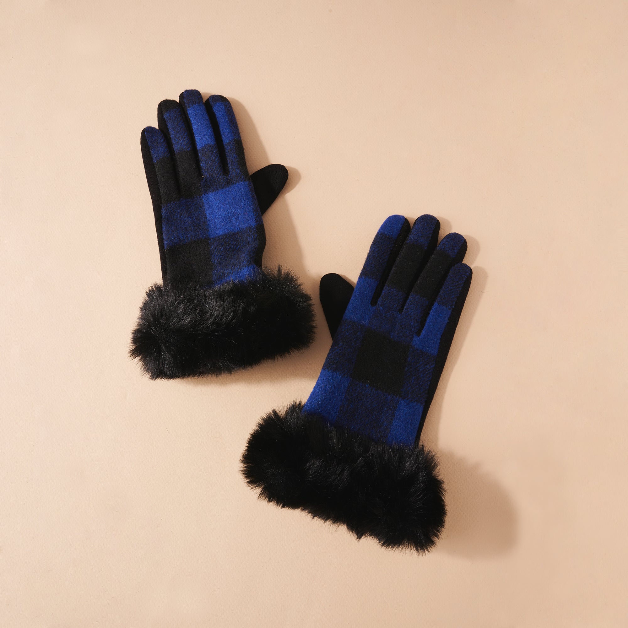 Faux Fur Edge Buffalo Plaid Pattern Gloves